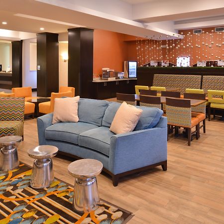 Holiday Inn Express & Suites Austin South By Ihg Buitenkant foto