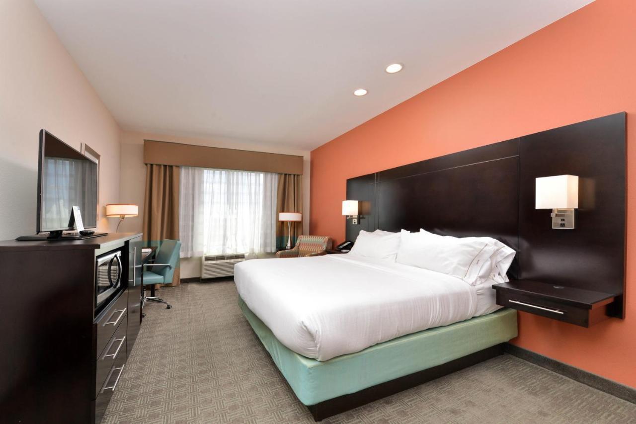 Holiday Inn Express & Suites Austin South By Ihg Buitenkant foto