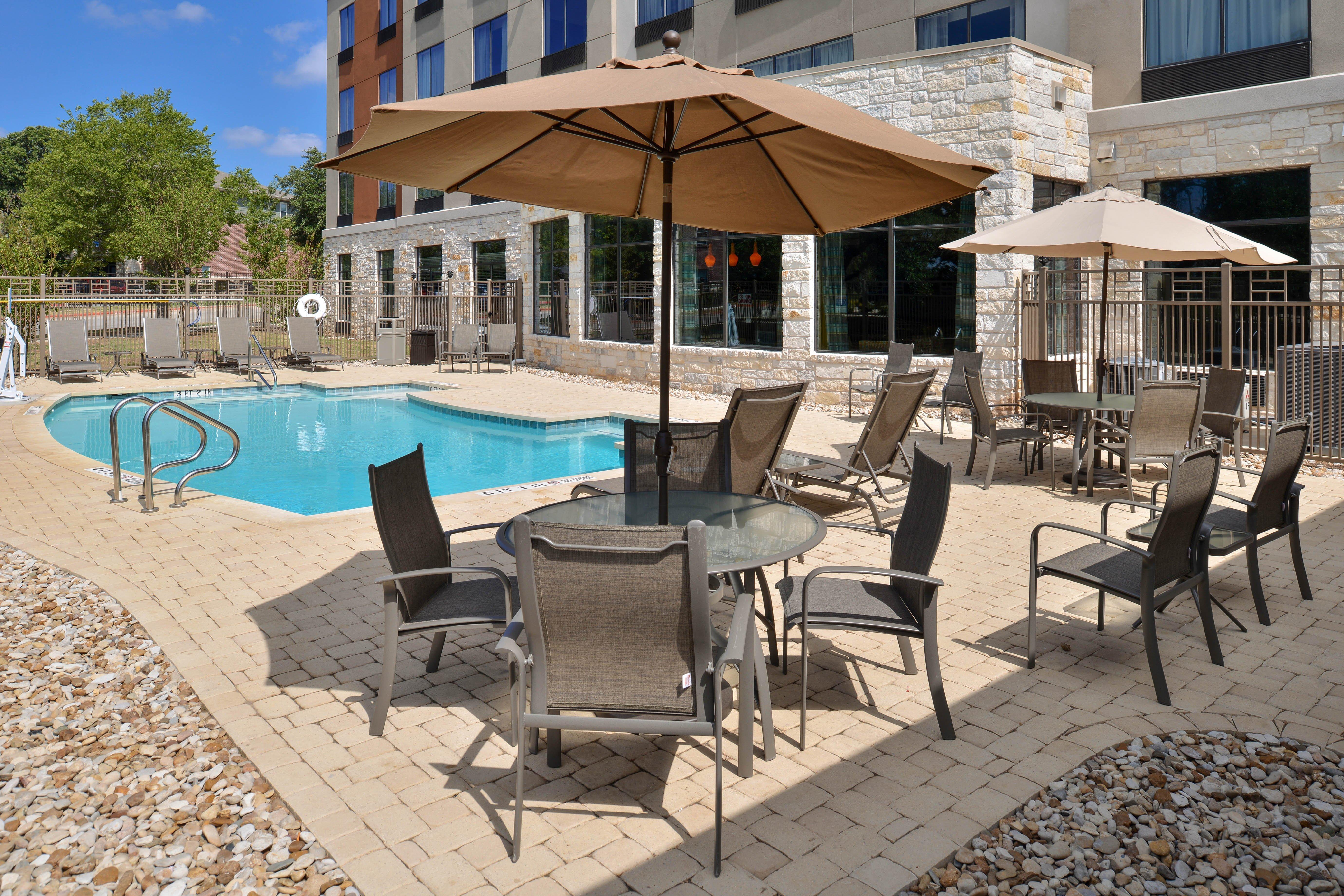 Holiday Inn Express & Suites Austin South By Ihg Buitenkant foto