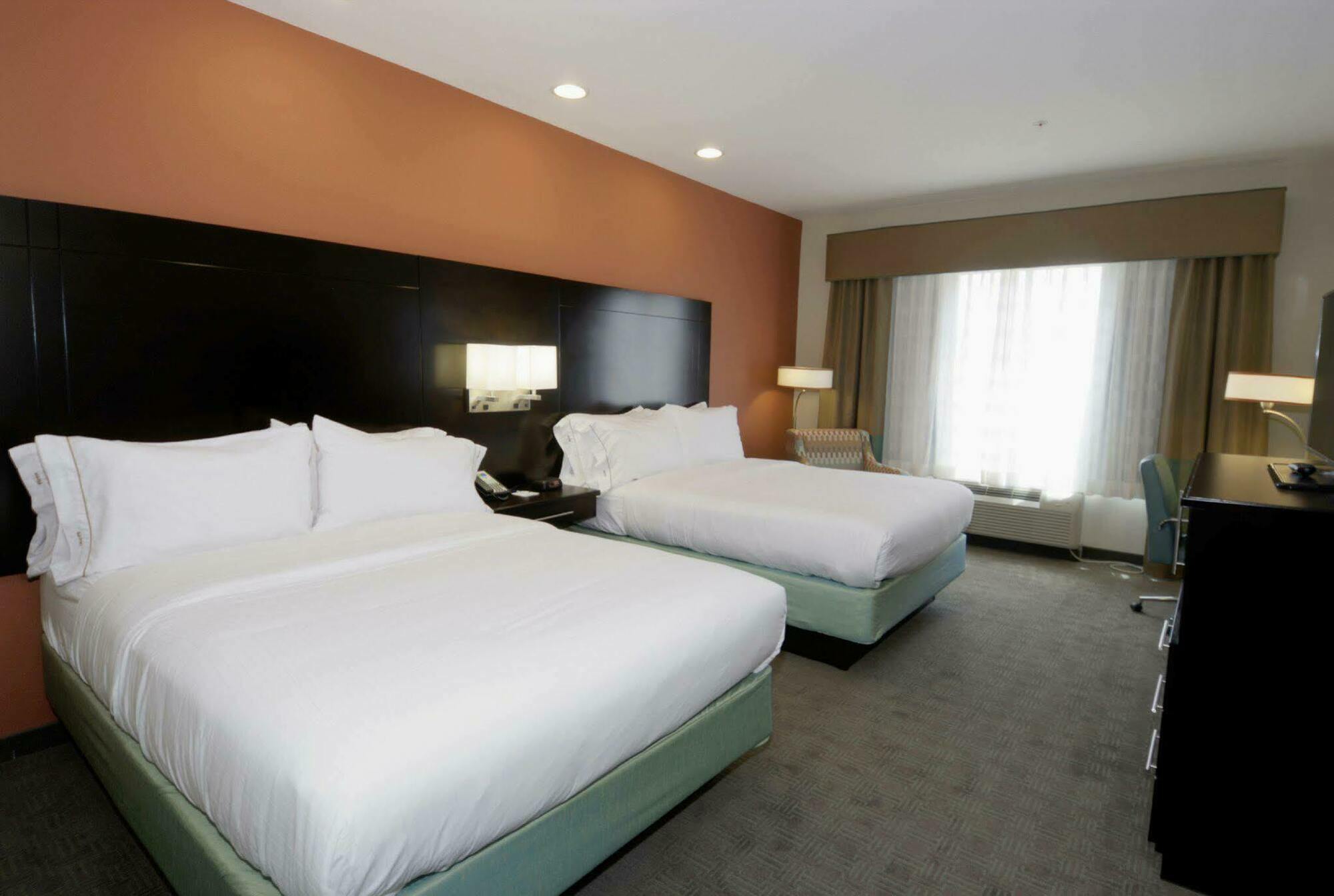 Holiday Inn Express & Suites Austin South By Ihg Buitenkant foto